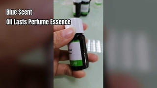 น้ำมันน้ำหอมสีฟ้า น้ำหอมที่ติดทนนาน